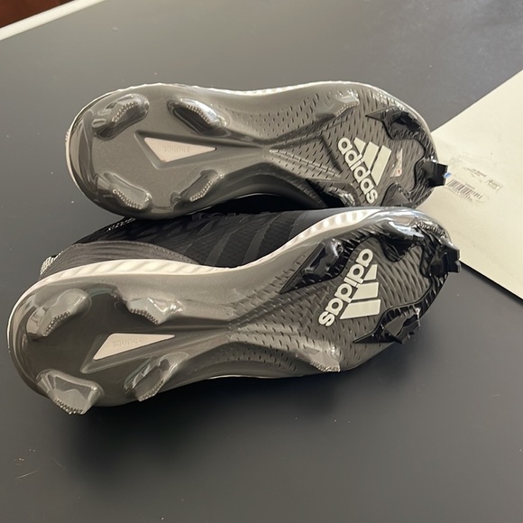 Adidas - Picture 4 of 4